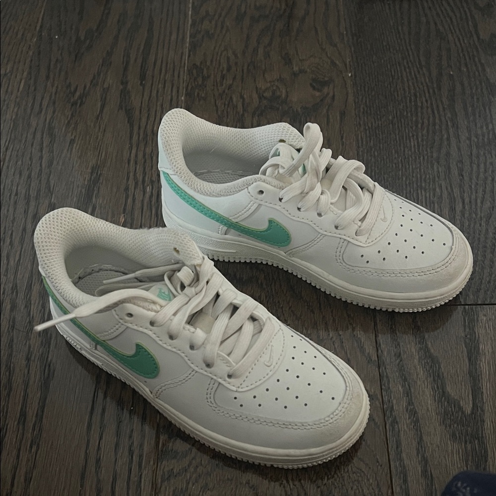Nike Kids White and Teal Sneakers